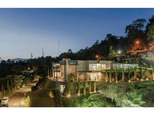 Загородный Дом, Медельин, Medellín