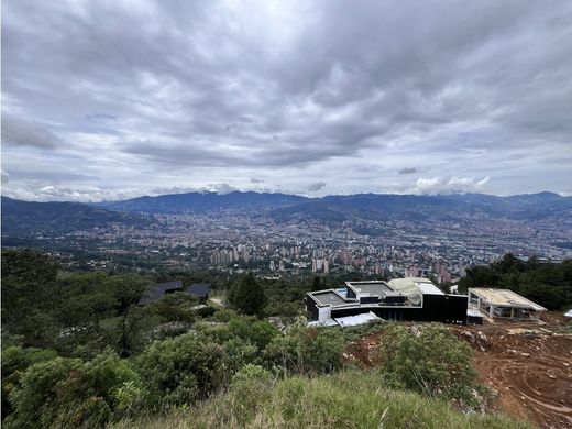 Apartment / Etagenwohnung in Medellín, Departamento de Antioquia