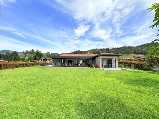 Country House in La Ceja, Departamento de Antioquia