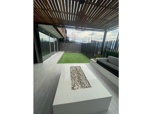 Luxus-Haus in Envigado, Departamento de Antioquia