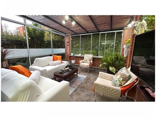 Элитный дом, Envigado, Departamento de Antioquia