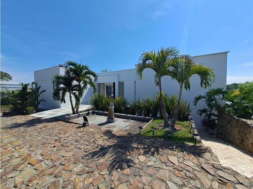 Загородный Дом, Перейра, Pereira