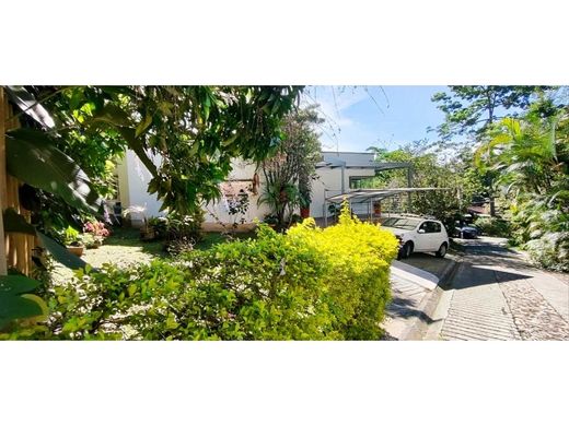 Casa de campo en Envigado, Departamento de Antioquia