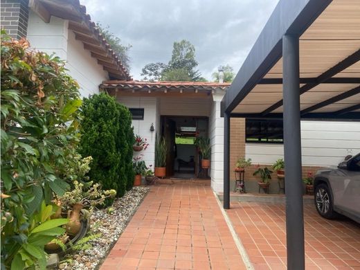 Casa de lujo en Retiro, Departamento de Antioquia