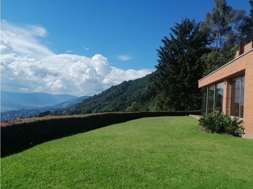 호화 저택 / 메데인, Medellín