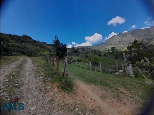 Terreno a Bello, Departamento de Antioquia