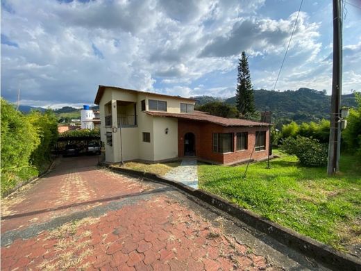 Country House in Villamaría, Departamento de Caldas