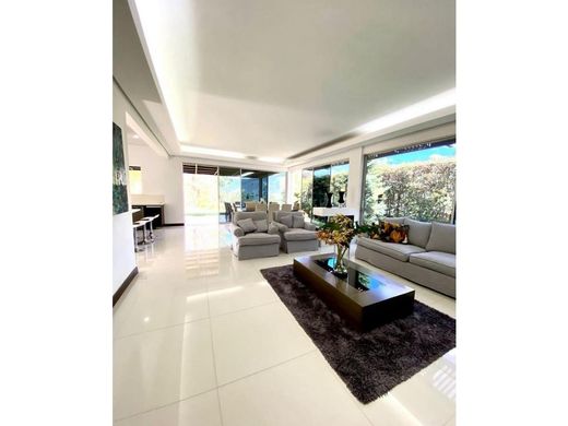 Casa di lusso a Envigado, Departamento de Antioquia