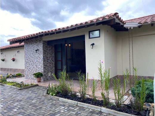 Casa de campo en Carmen de Viboral, El Carmen de Viboral