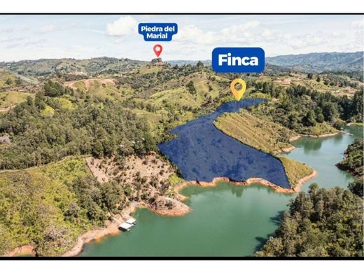 地皮  Guatapé, Departamento de Antioquia