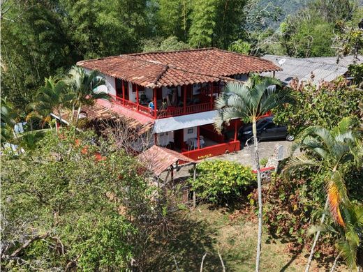 Rustykalny lub Wiejski w Santa Bárbara, Departamento de Antioquia
