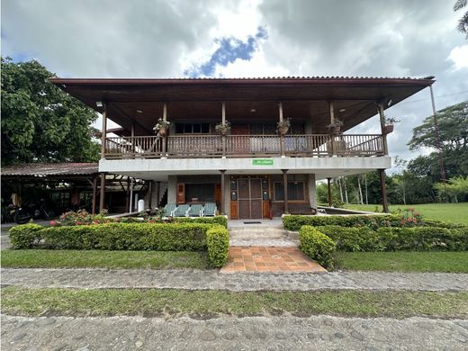 Ρουστίκ ή αγροικία σε Montenegro, Quindío Department