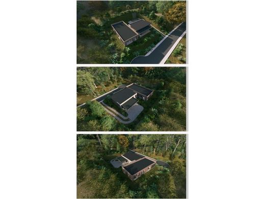 منزل ريفي ﻓﻲ Envigado, Departamento de Antioquia