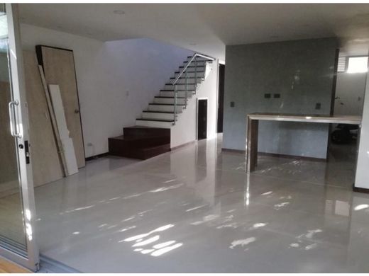 Piso / Apartamento en Envigado, Departamento de Antioquia