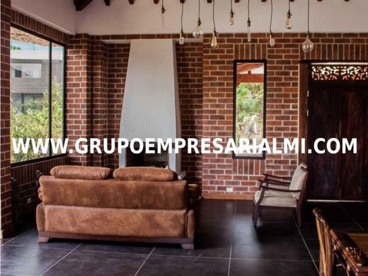 ﺷﻘﺔ ﻓﻲ Envigado, Departamento de Antioquia