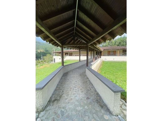 Luxus-Haus in La Ceja, Departamento de Antioquia