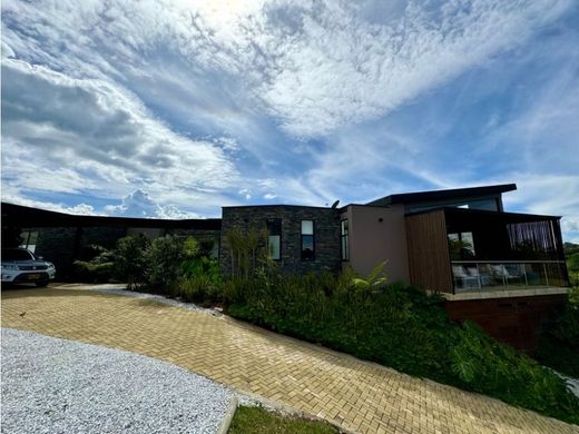 Köy evi Rionegro, Departamento de Antioquia