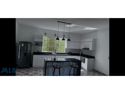 Участок, Кальдас, Caldas