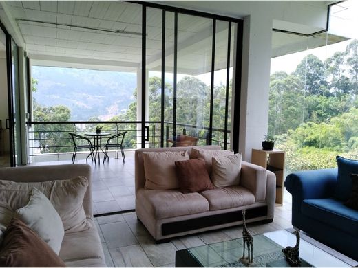 Luxe woning in La Estrella, Departamento de Antioquia