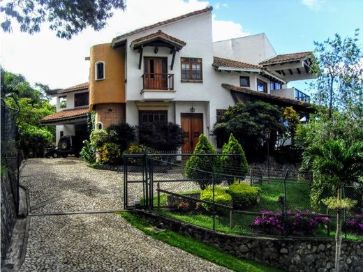 منزل ريفي ﻓﻲ Yumbo, Departamento del Valle del Cauca