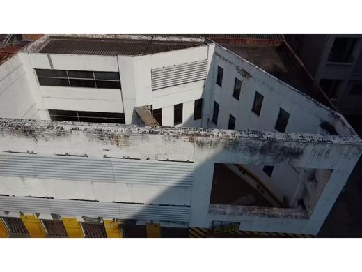 ‏קרקע ב  מדיין
, Medellín