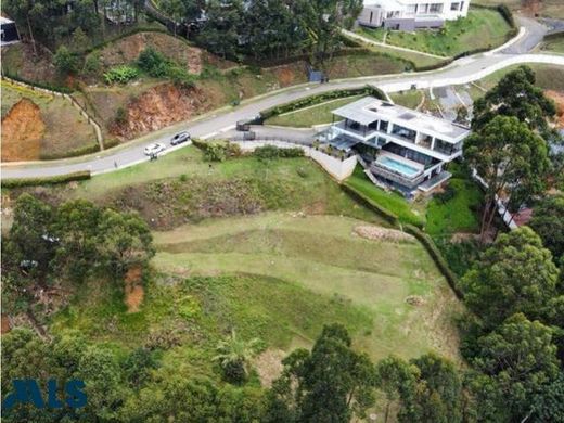 ‏קרקע ב  מדיין
, Medellín