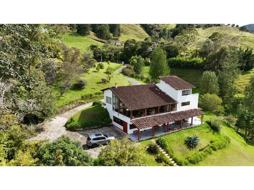 전원/농가 / La Ceja, Departamento de Antioquia