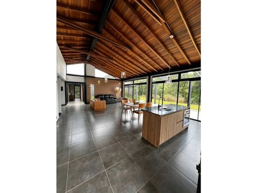 Landsitz in Envigado, Departamento de Antioquia