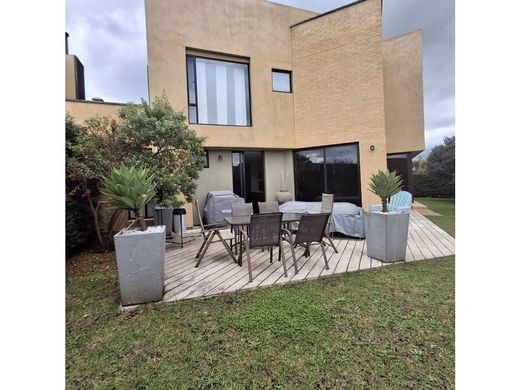 Элитный дом, Cota, Departamento de Cundinamarca