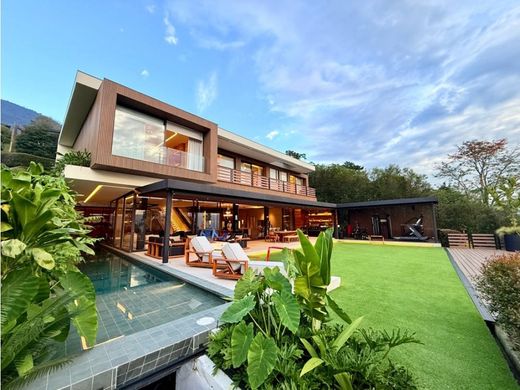 Luksusowy dom w Medellín, Departamento de Antioquia