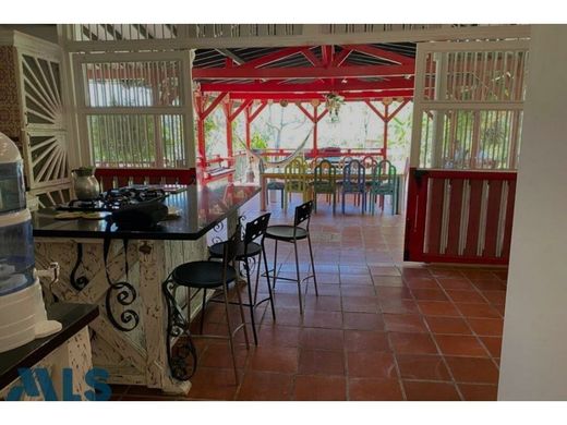 Boerderij in Santo Domingo, Departamento de Antioquia