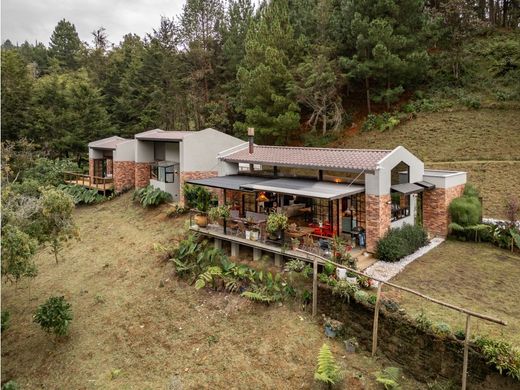 Luksusowy dom w Retiro, Departamento de Antioquia