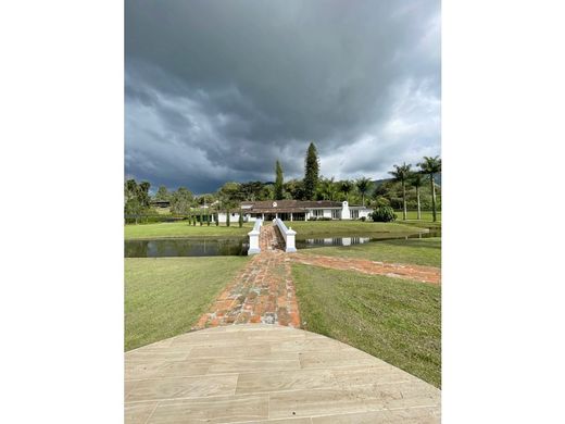 Farmhouse in La Ceja, Departamento de Antioquia