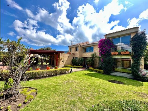 郊区住宅  波哥大, Bogotá  D.C.