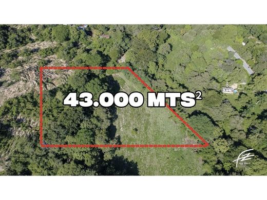 أرض ﻓﻲ Sopetrán, Liborina