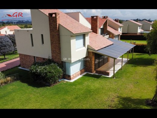 Luxus-Haus in Cota, Departamento de Cundinamarca