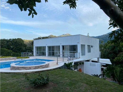 Farmhouse in Copacabana, Departamento de Antioquia