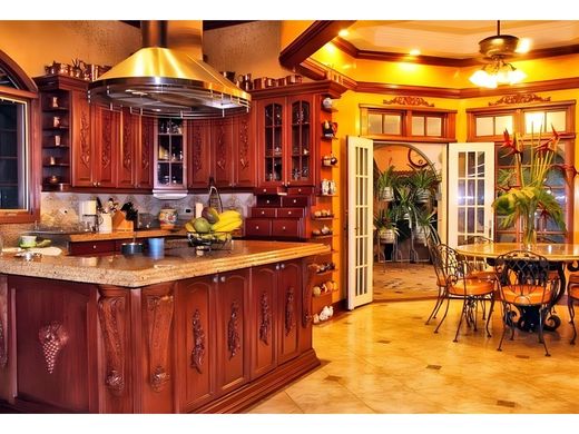 Casale a Cali, Departamento del Valle del Cauca