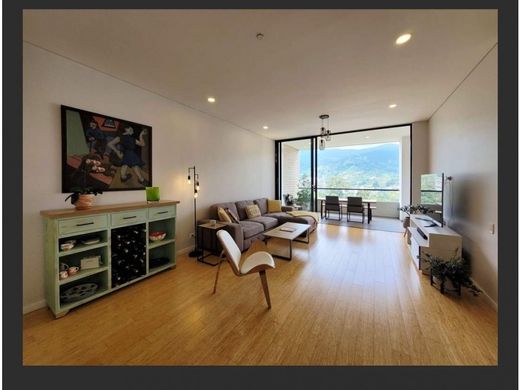 Apartment / Etagenwohnung in Envigado, Departamento de Antioquia