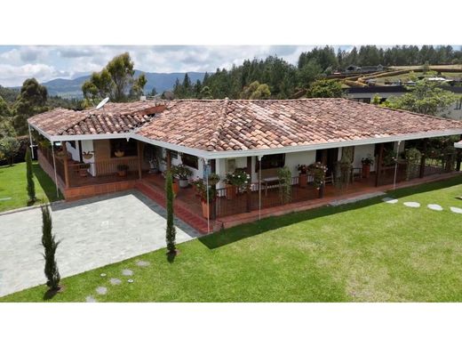 Köy evi San Pedro, San Pedro de los Milagros