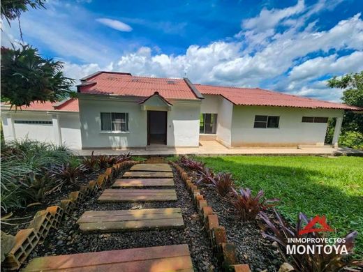 Farmhouse in Pereira, Departamento de Risaralda