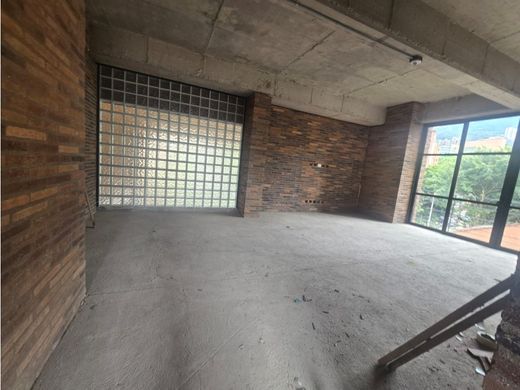 Apartment / Etagenwohnung in Medellín, Departamento de Antioquia