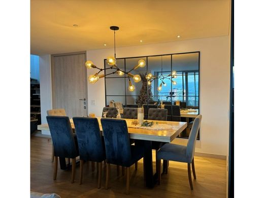 Envigado, Departamento de Antioquiaのペントハウス