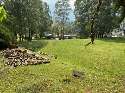 Terreno a Envigado, Departamento de Antioquia