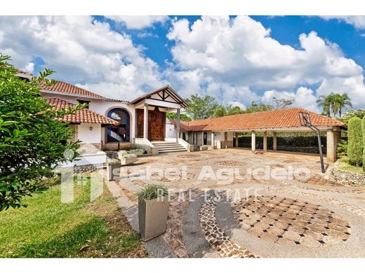 منزل ﻓﻲ Cali, Departamento del Valle del Cauca