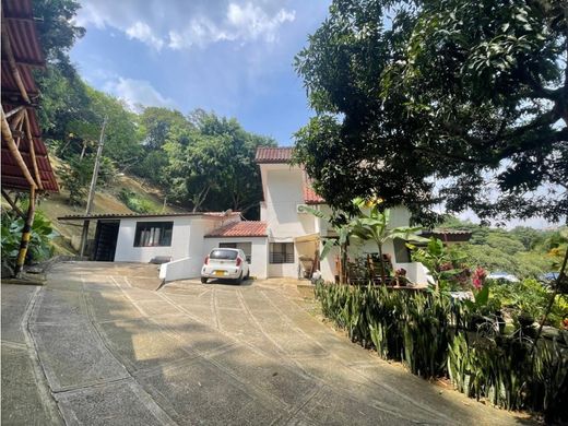 Country House in Santiago de Cali, Cali