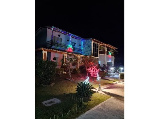 Gutshaus oder Landhaus in Ciudad Bolívar, Departamento de Antioquia