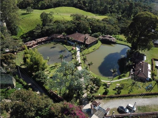 Hotel en La Ceja, Departamento de Antioquia