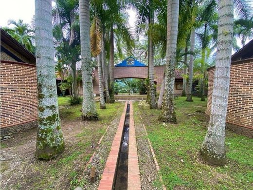 Gutshaus oder Landhaus in La Pintada, Departamento de Antioquia