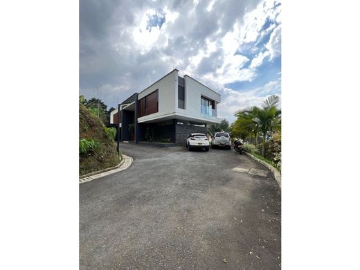 منزل ﻓﻲ ميديلين, Medellín